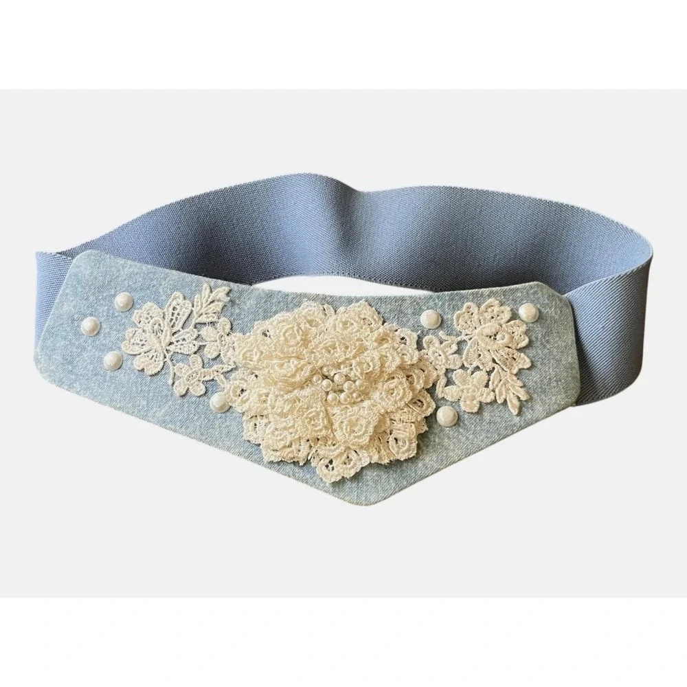 Vtg V-FRONT CUMMERBUND BELT Blue Acid Washed Denim Pearls Crochet Flower Lace